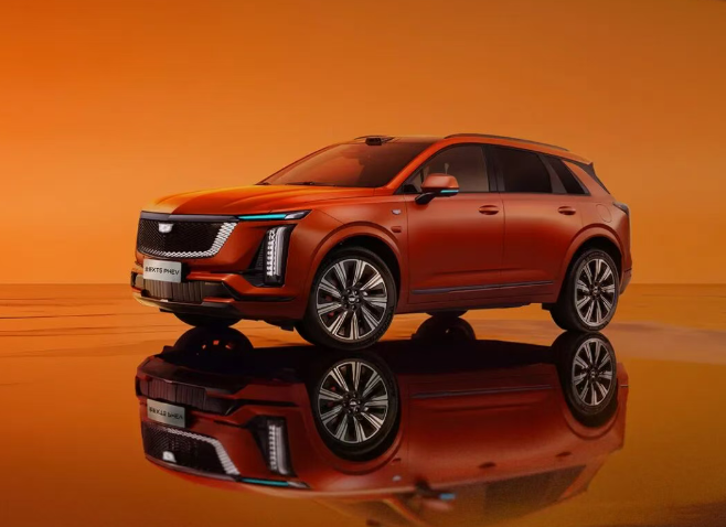 凯迪拉克 XT5 PHEV 将搭载 Momenta R7 世界模型主题相关图片